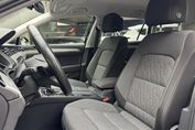 Volkswagen Passat 1.5 TSI Business DSG