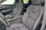 Volvo XC60 B5 B AWD Plus Dark