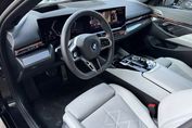 BMW Seria 5 Touring 520d xDrive M Sport