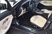 BMW Seria 3 330e xDrive M Sport