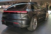 Porsche Macan 4