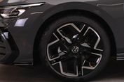 Volkswagen Golf R-Line Plus 1.5 eTSI mHEV