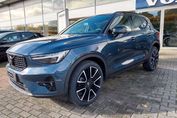 Volvo XC40 B4 Ultra Black Edition
