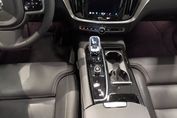Volvo V60 T6 AWD Plug-In Hybrid Ultra Dark