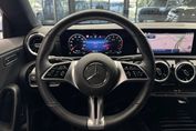 Mercedes CLA 200 mHEV 7G-DCT