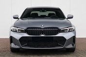 BMW Seria 3 330i xDrive M Sport