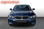 BMW Seria 3 320i