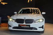 BMW Seria 3 318i Advantage aut