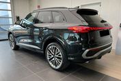 Audi Q5 TFSI  quattro S tronic