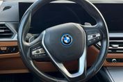 BMW Seria 3 Touring 330e xDrive