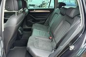 Volkswagen Passat TDI SCR 4Mot. DSG