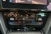Volkswagen Passat TDI SCR 4Mot. DSG