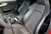 Audi A4 40 TFSI quattro S Line