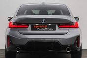 BMW Seria 3 330i xDrive M Sport