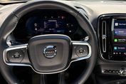 Volvo XC40 B3 Plus Dark