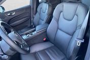 Volvo XC60 B5 B AWD Plus Dark