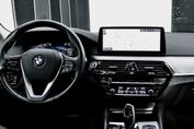 BMW Seria 5 Touring 530d Luxury Line