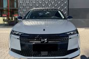 DS N°4 E-Tense Étoile Alcantara  58.3kWh