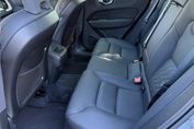 Volvo XC60 B5 B AWD Plus Dark