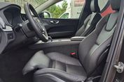Volvo XC60 B5 B AWD Plus Dark aut