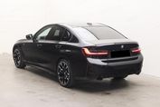 BMW Seria 3 330i xDrive M Sport