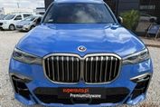 BMW X7 M50i