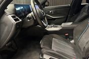 BMW Seria 3 320d xDrive mHEV M Sport aut