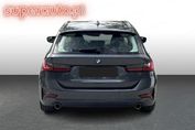 BMW Seria 3 318i