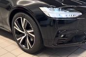 Volvo V90 T6 AWD Plug-In Hybrid Plus Dark
