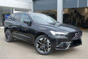 Volvo XC60 B5 AWD Ultra Dark