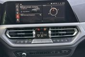 BMW Seria 3 Touring 318i Sport Line
