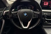 BMW Seria 5 520i mHEV aut