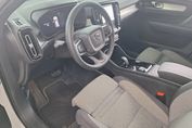 Volvo XC40 B3 Plus Dark