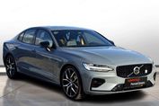 Volvo S60 T8 AWD Plug-In Hybrid Polestar Engineered