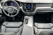 Volvo XC60 B4 B Plus Dark aut