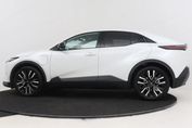 Toyota C-HR + Style BEV