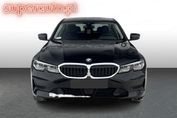 BMW Seria 3 320i