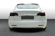 Tesla Model 3 RWD