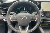 Lexus RX 450h+ Omotenashi 2.5 Hybrid Plug-in