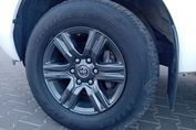 Toyota HiLux 2.4 D-4D Double Cab SR 4x4 aut