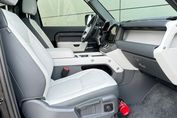 Land Rover Defender D250 S