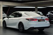 Toyota Camry 2.5 Hybrid Executive CVT