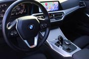 BMW Seria 3 Touring 320d xDrive Sport Line