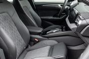Audi A6 TDI quattro S line Avant