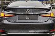Lexus ES 300h Business Edition 2.5 E-CVT