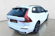 Volvo XC60 B5 B AWD Plus Dark aut