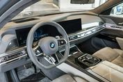 BMW Seria 7 740d xDrive M Sport