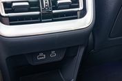 Hongqi H5 Deluxe 2.0T DSG