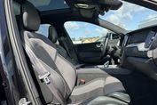 Volvo XC60 T6 Plug-In Hybrid AWD Plus Dark aut
