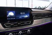 Hongqi HS5 2.0T AWD